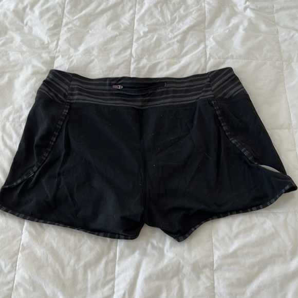 Athleta shorts - Picture 4 of 4